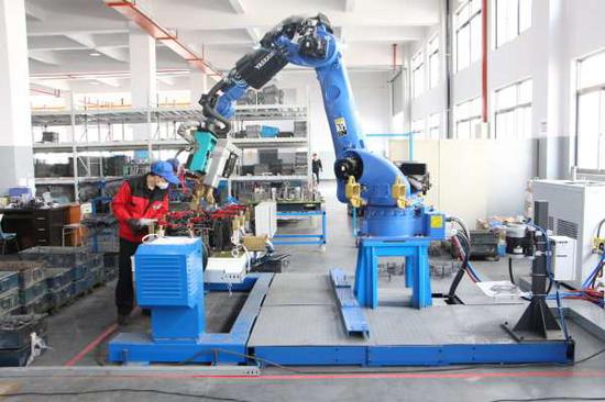 浙江雅虎汽車部件有限公司機械臂